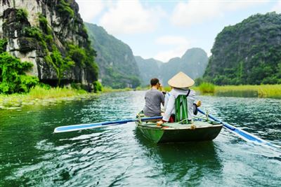 Trang An Boat Tour-Mua Cave - Hoa Lu Tour Full Day From Hanoi